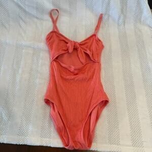 vince camuto cutout one piece bathing suit swimsuit size 8